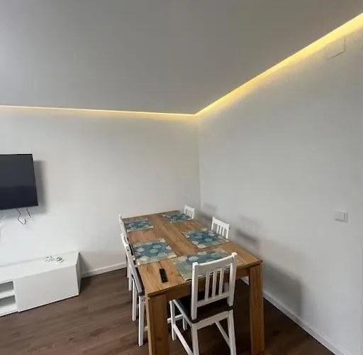 Familienwohnung Neben Dem See,Messe Und Europapark